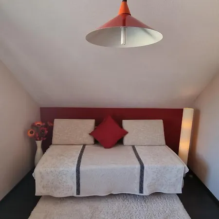 Gemuetliches Mit Eigenem Garten In Im Harz - Idyllisch In Der Aue Gelegen Casa de Férias *