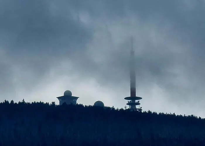 Gemuetliches Mit Eigenem Garten In Im Harz - Idyllisch In Der Aue Gelegen 巴特劳特堡